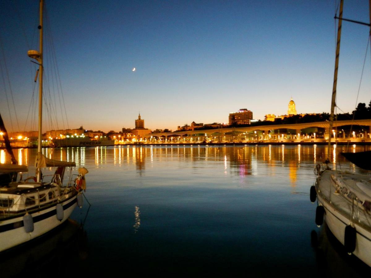Apartamento Malaga Beach Kültér fotó